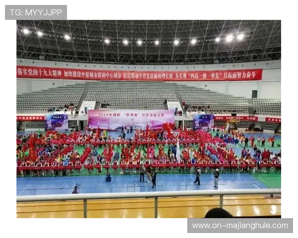 彭州市“牡丹杯”决赛小学组小将带稚气与执着挥洒汗水 彭州市“牡丹杯”决赛小学组小将带稚气与执着挥洒汗水