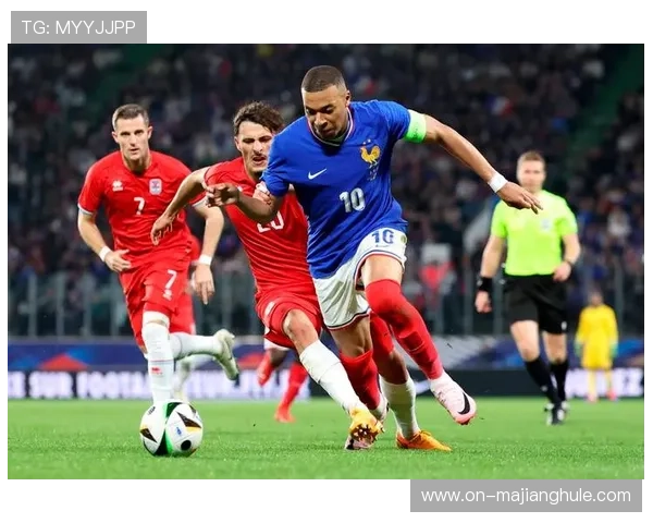 法国职业足球联盟财务控制委员会撤销里昂降级处罚